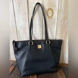 Dooney and Bourke Wren Zip Tote